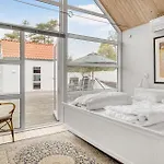 2 Bedroom Stunning In Hébergement de vacances *