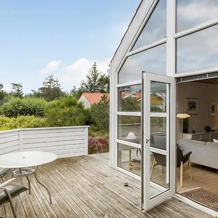 2 Bedroom Stunning In