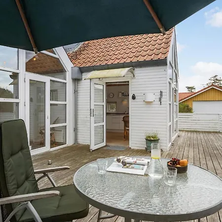 Hébergement de vacances 2 Bedroom Stunning In