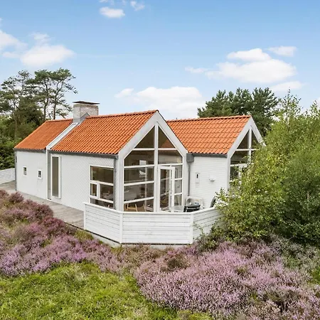 2 Bedroom Stunning In