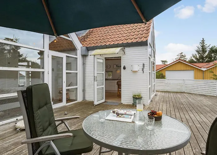 Hébergement de vacances 2 Bedroom Stunning In